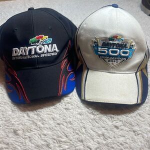 Daytona international Speedway hats bundle